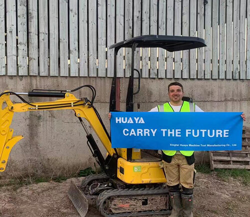 HUAYA excavator in UK