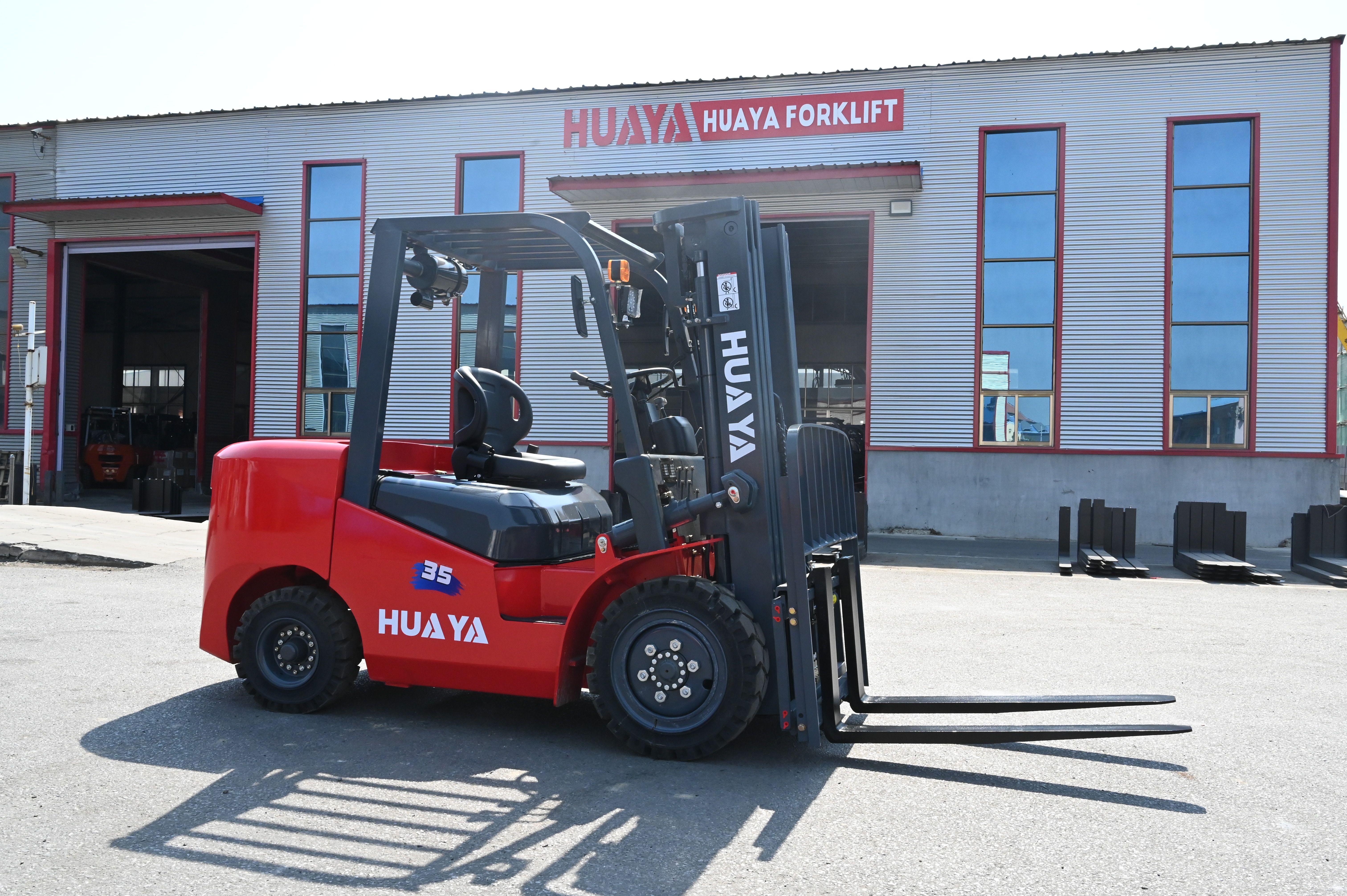 HUAYA Forklift Building Materials Yard