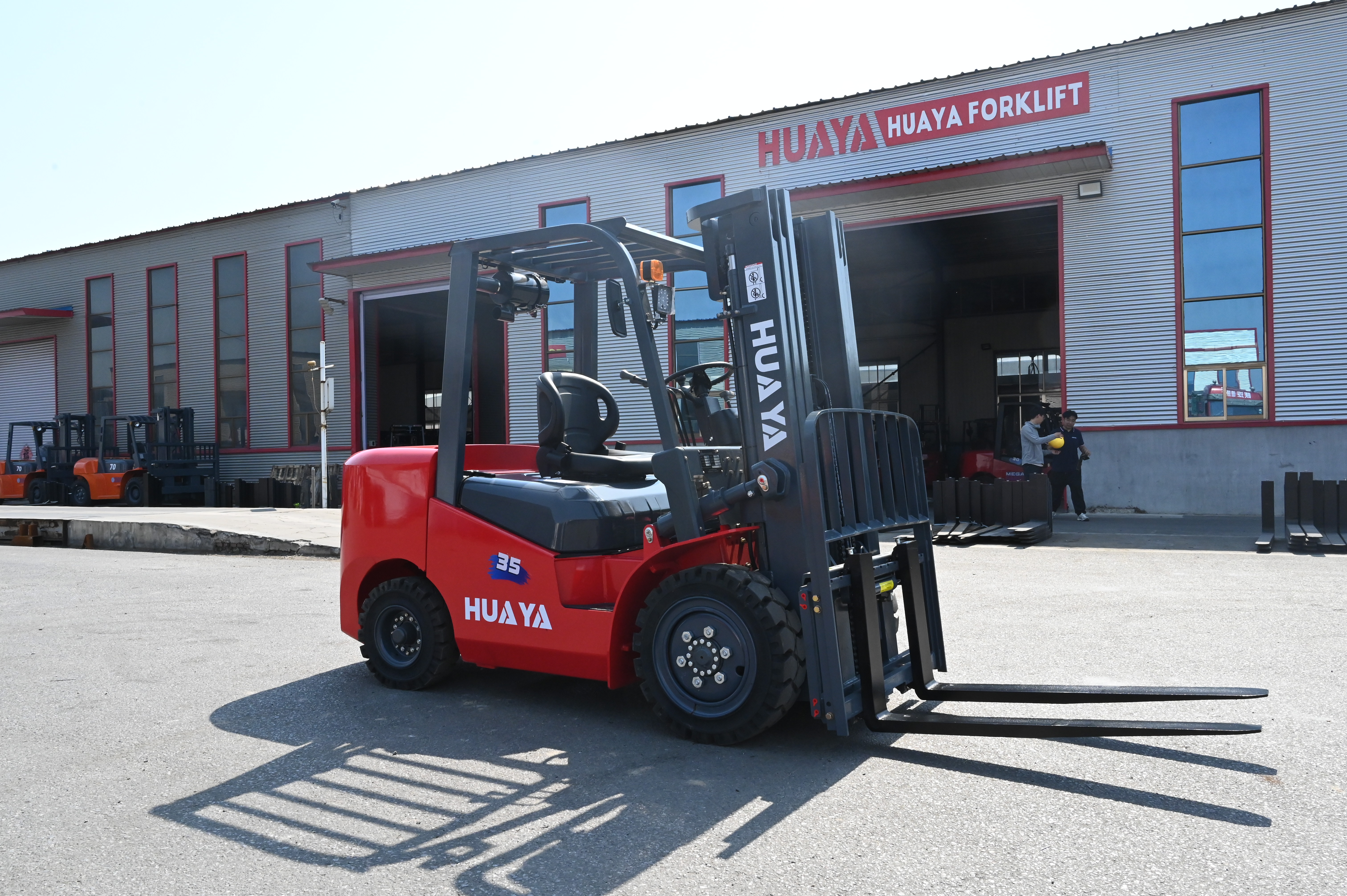 HUAYA Forklift Service Parts Availability